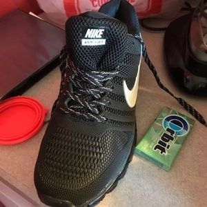 Men’s Nike shoes